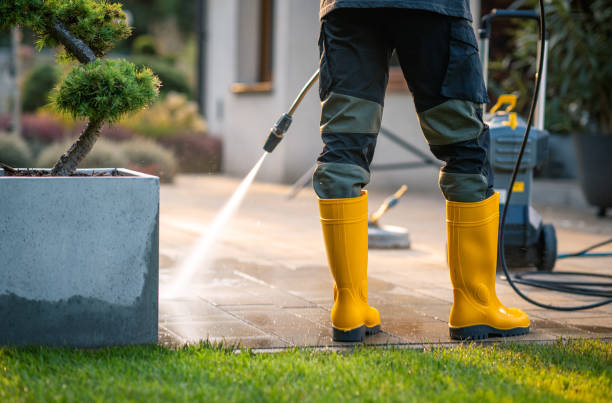 Best Commercial Building Pressure Washing  in Richfield, WI